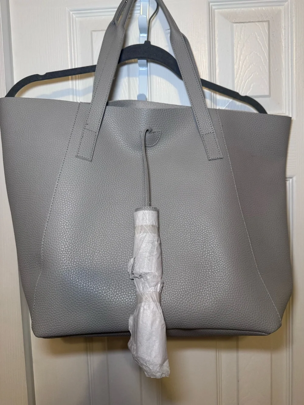 Everyday Gray Pebble Tote - Carryall